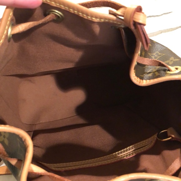 Auth. Like New Louis Vuitton GM backpack - Picture 9 of 11